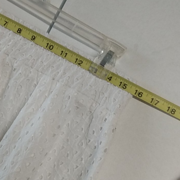 Lovely White Eyelet Detailed Mini Skater Skirt - Picture 6 of 12